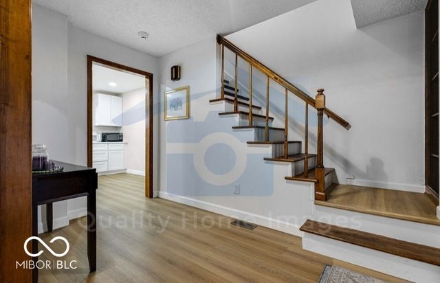 1616 Secretariat Lane, Indianapolis, IN 46217