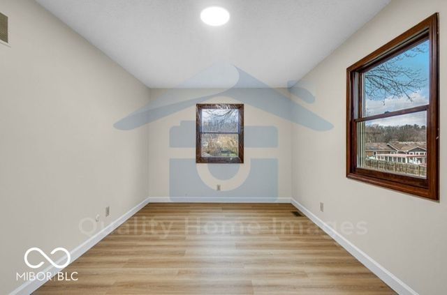 1616 Secretariat Lane, Indianapolis, IN 46217