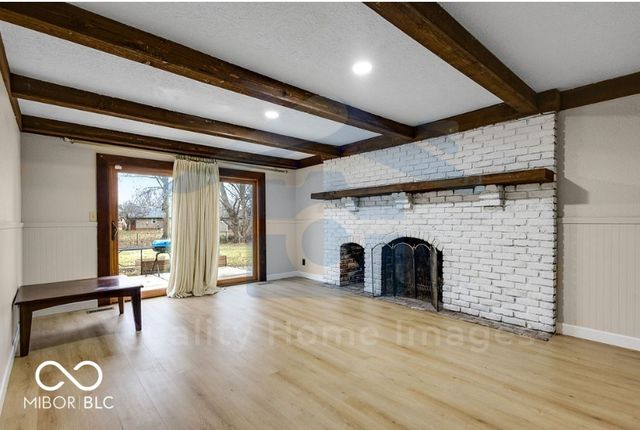 1616 Secretariat Lane, Indianapolis, IN 46217