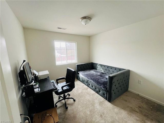 5026 Apsley Drive, Mcleansville, NC 27301