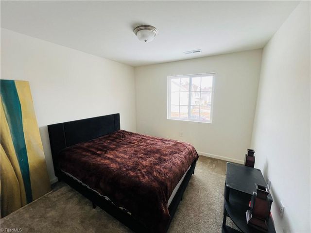 5026 Apsley Drive, Mcleansville, NC 27301