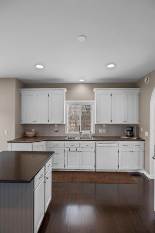 670 6th Street SE, Cokato, MN 55321