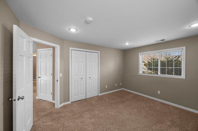 670 6th Street SE, Cokato, MN 55321