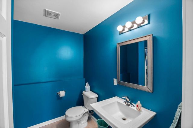 670 6th Street SE, Cokato, MN 55321