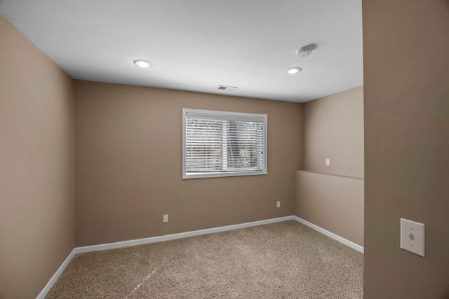 670 6th Street SE, Cokato, MN 55321