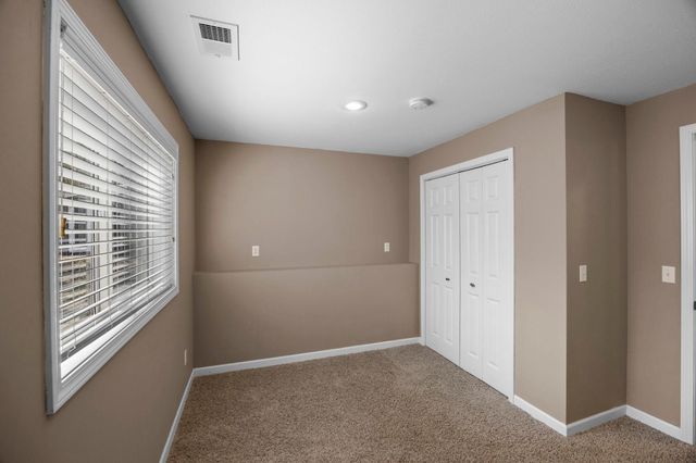 670 6th Street SE, Cokato, MN 55321