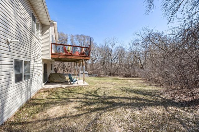670 6th Street SE, Cokato, MN 55321