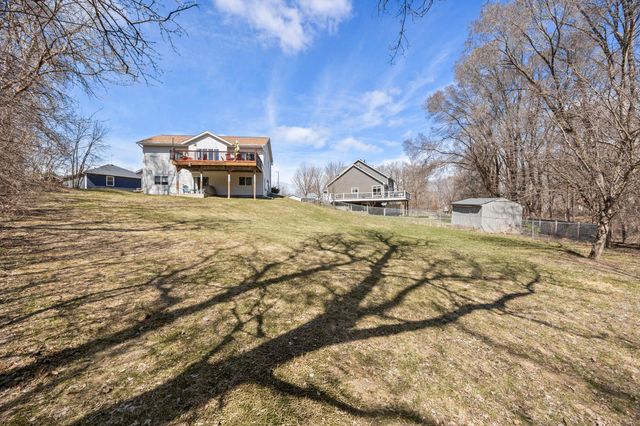 670 6th Street SE, Cokato, MN 55321