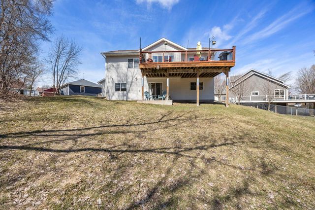 670 6th Street SE, Cokato, MN 55321