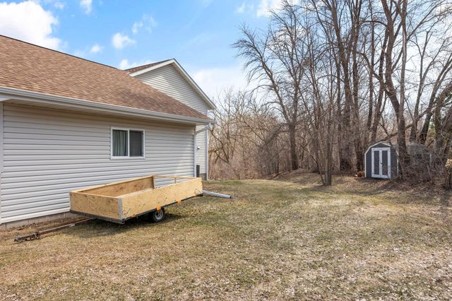 670 6th Street SE, Cokato, MN 55321