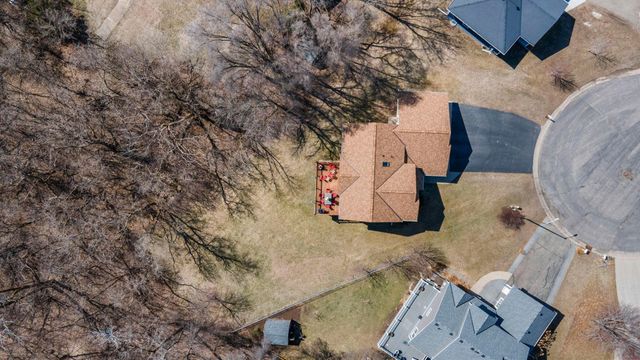 670 6th Street SE, Cokato, MN 55321