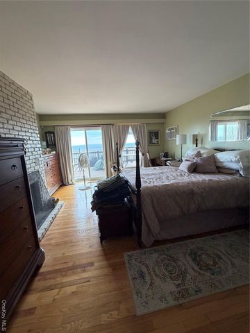 329 Mountain Road, Bloomingburg, NY 12721