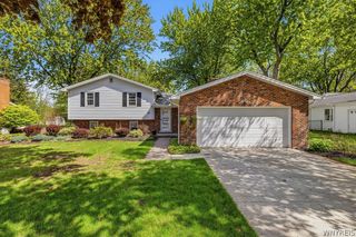 609 Morgan Drive, Lewiston, NY 14092