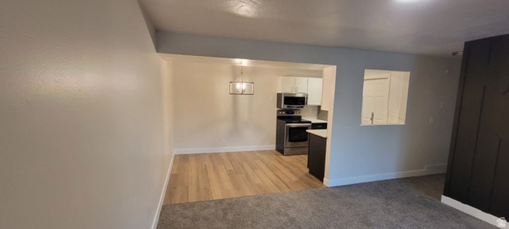 Image 7 of property listing at 6129 S 1300 E #V, Cottonwood Heights, UT 84121