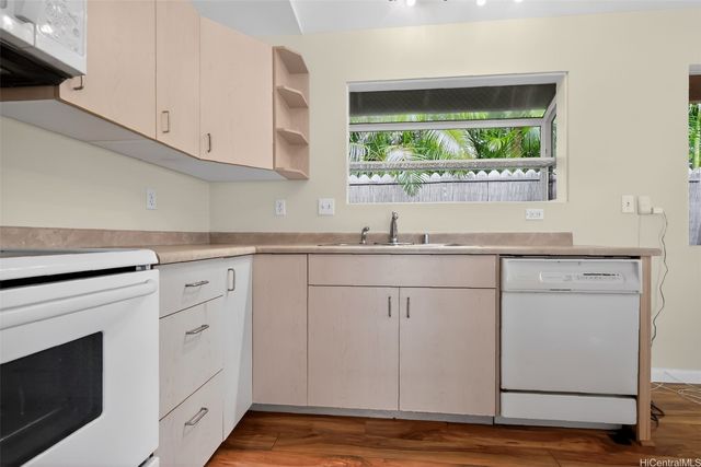 886 Mahealani Street, Kihei, HI 96753