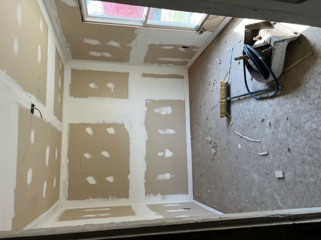 E 321 Pine ST, Covington, VA 24426