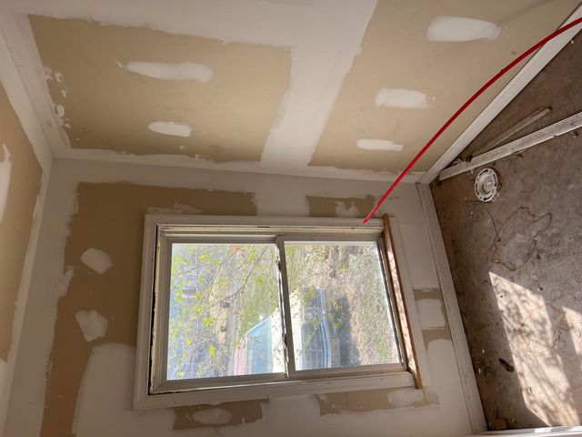 E 321 Pine ST, Covington, VA 24426