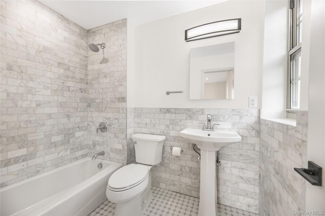 4 Park Lane Mount Vernon Avenue 4H, Mount Vernon, NY 10552