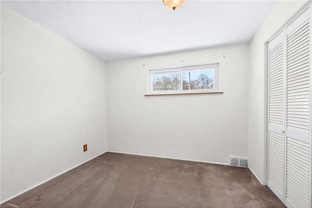 3604 Rosebriar Ave., Shaler, PA 15116