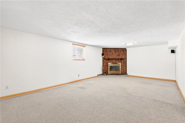 3604 Rosebriar Ave., Shaler, PA 15116
