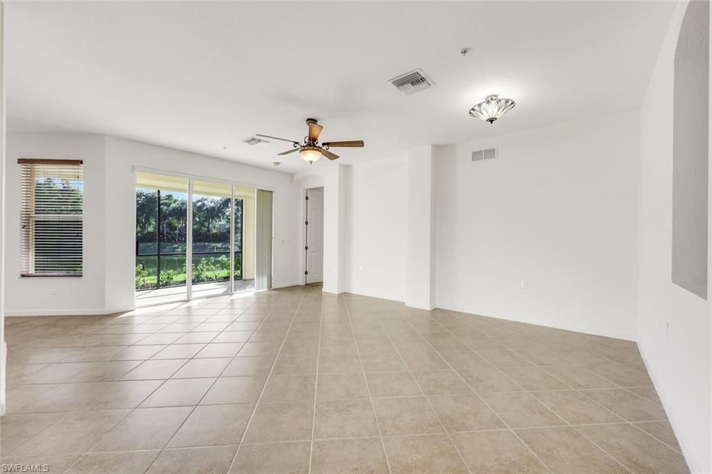 26414 Lucky Stone RD 101, BONITA SPRINGS, FL 34135 — photo 4