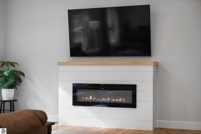 7661 Switchback Trail, Buckley, MI 49620