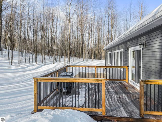 7661 Switchback Trail, Buckley, MI 49620