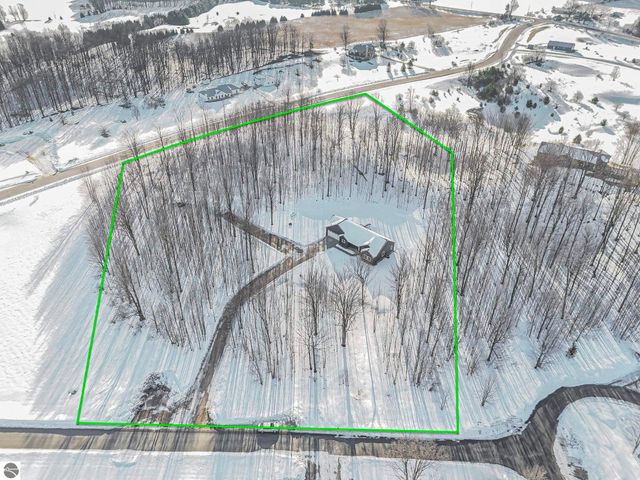 7661 Switchback Trail, Buckley, MI 49620