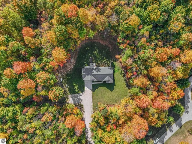 7661 Switchback Trail, Buckley, MI 49620