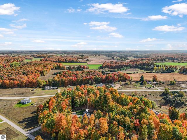7661 Switchback Trail, Buckley, MI 49620