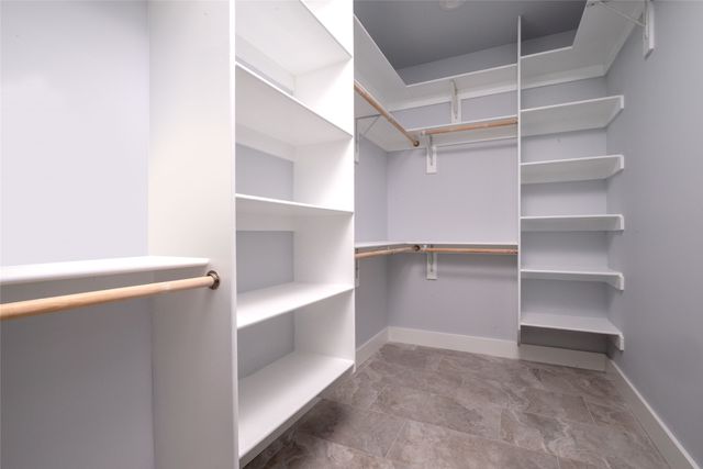 33 Blue Feather Road, Santa Fe, NM 87508