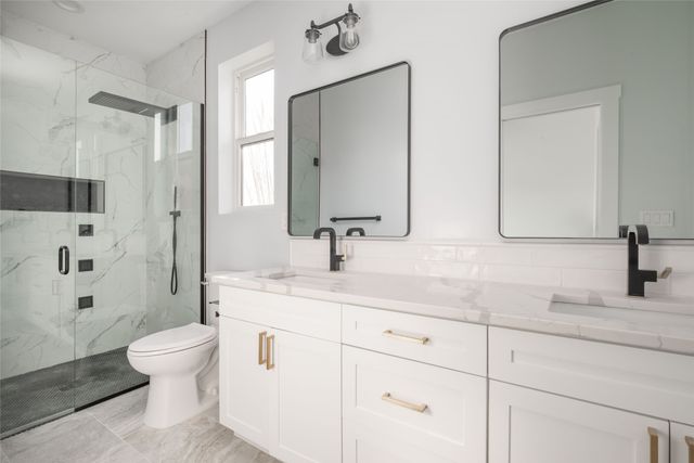 33 Blue Feather Road, Santa Fe, NM 87508