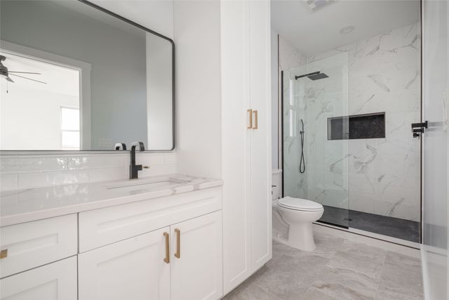 33 Blue Feather Road, Santa Fe, NM 87508