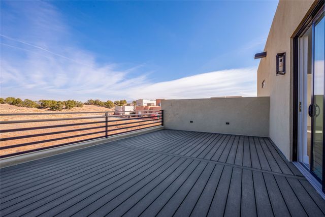 33 Blue Feather Road, Santa Fe, NM 87508