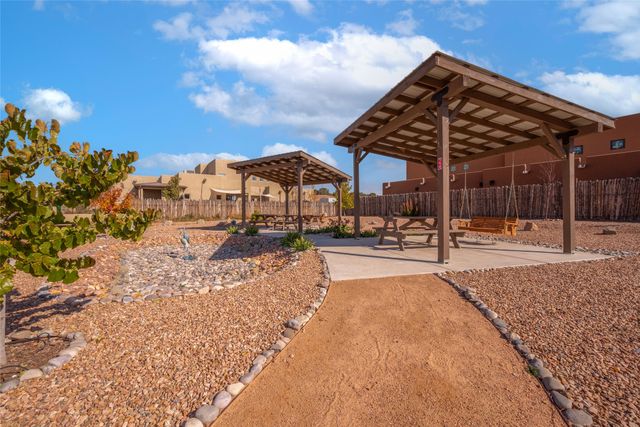 33 Blue Feather Road, Santa Fe, NM 87508