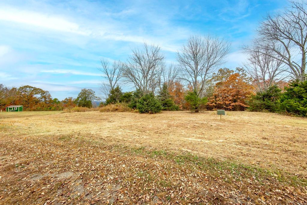 40 Eagle Ridge Dr., Greers Ferry, AR 72067