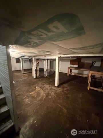 4825 S I Street, Tacoma, WA 98408