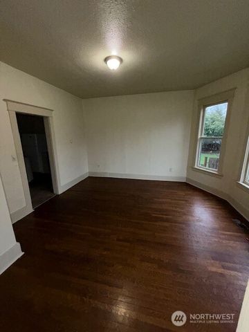 4825 S I Street, Tacoma, WA 98408