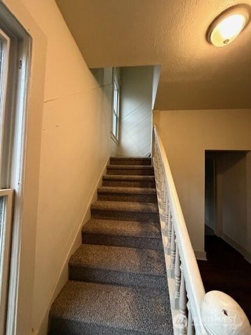 4825 S I Street, Tacoma, WA 98408