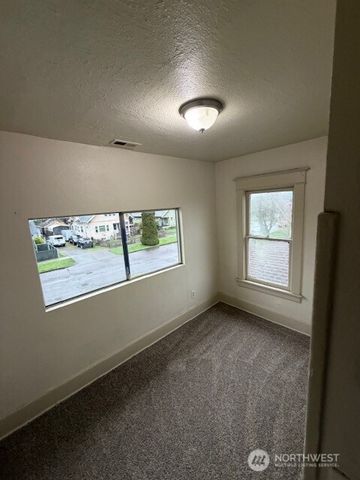 4825 S I Street, Tacoma, WA 98408