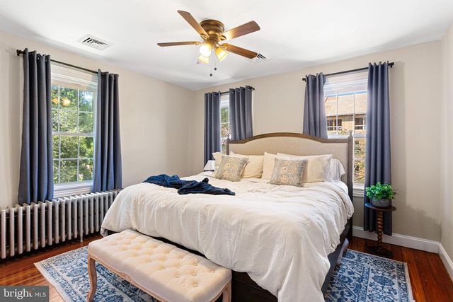 5 HADDON AVE, Gibbsboro, NJ 08026