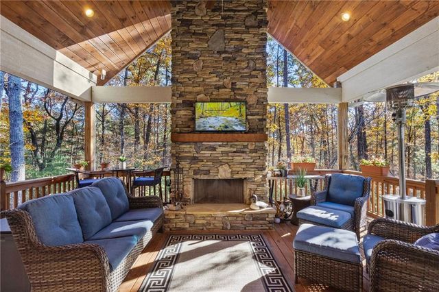 70 Avery Trail, Dahlonega, GA 30533