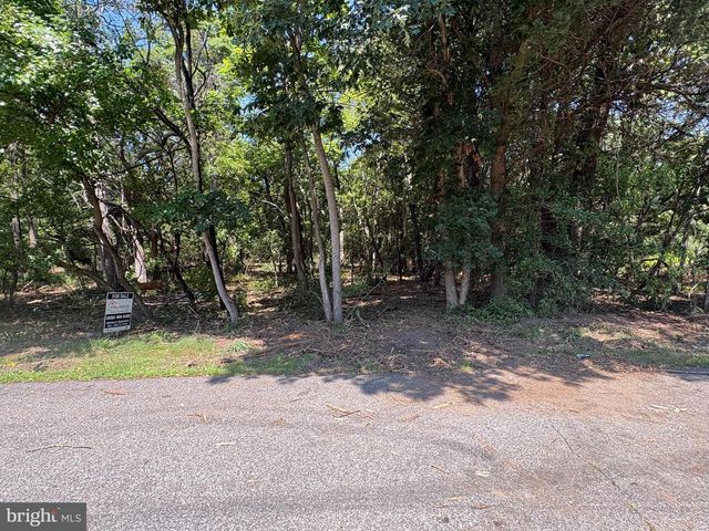 561 THIRD AVE, Glassboro, NJ 08028