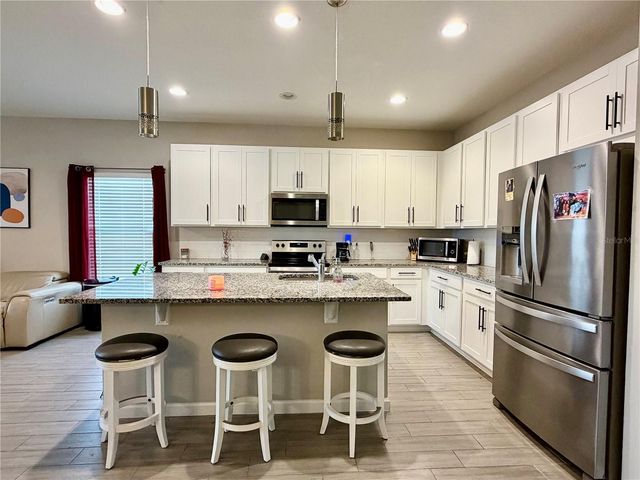 1073 CHELAN FALLS DRIVE, Deland, FL 32724