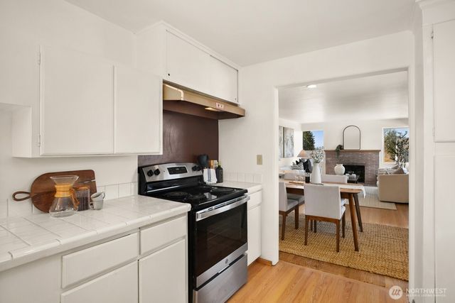 4015 W Prosper Street, Seattle, WA 98199