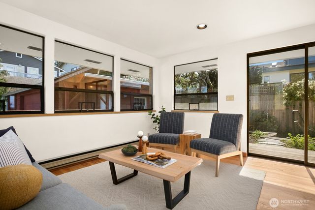 4015 W Prosper Street, Seattle, WA 98199