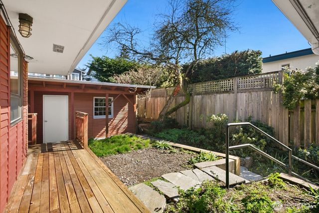 4015 W Prosper Street, Seattle, WA 98199