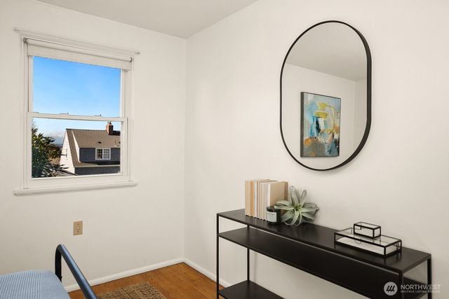 4015 W Prosper Street, Seattle, WA 98199