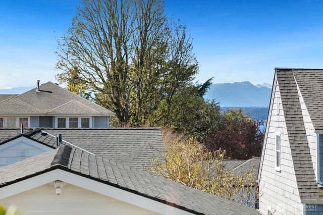 4015 W Prosper Street, Seattle, WA 98199