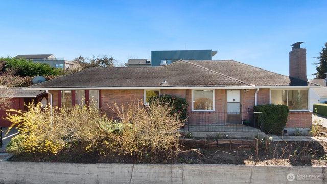 4015 W Prosper Street, Seattle, WA 98199